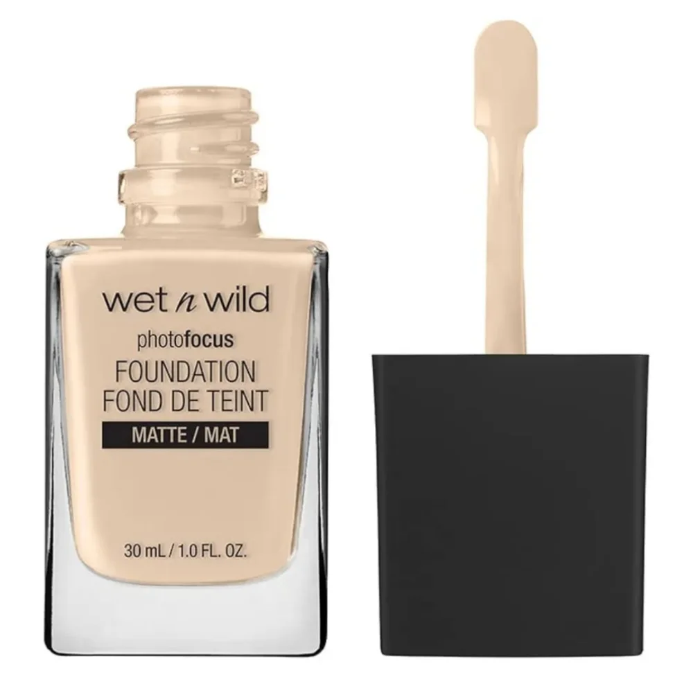 2/$9 or‎ 4/$15 Wet n Wild photofocus Nude Ivory Matte Foundation